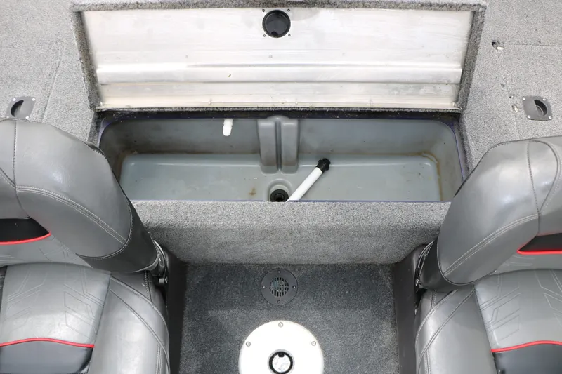 Slide: The Image of Tracker Pro 175 Team TF 2022 - 23