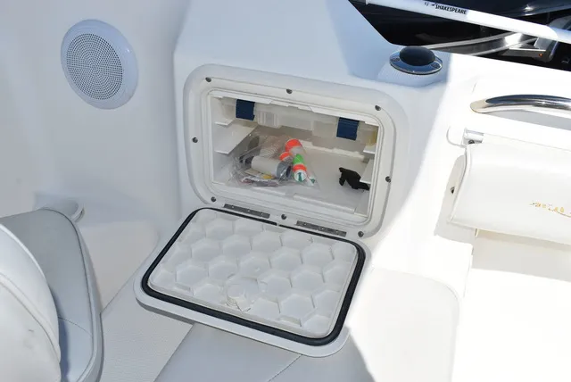 Slide: The Image of Aquasport 215 Osprey Sport Dual Console 2005 - 25