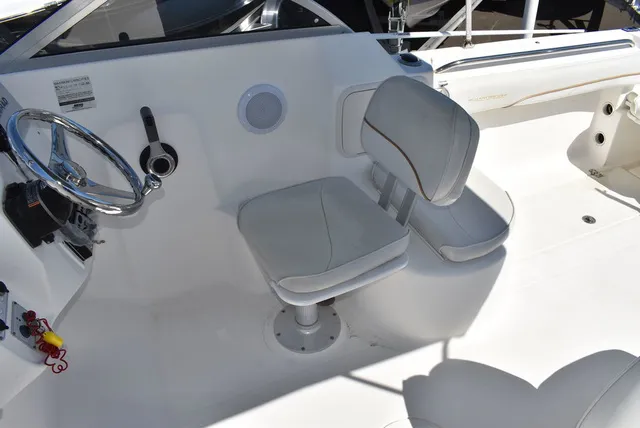 Slide: The Image of Aquasport 215 Osprey Sport Dual Console 2005 - 27