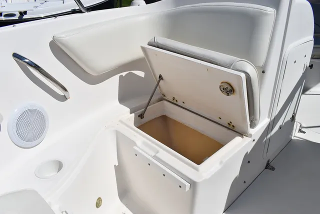Slide: The Image of Aquasport 215 Osprey Sport Dual Console 2005 - 49