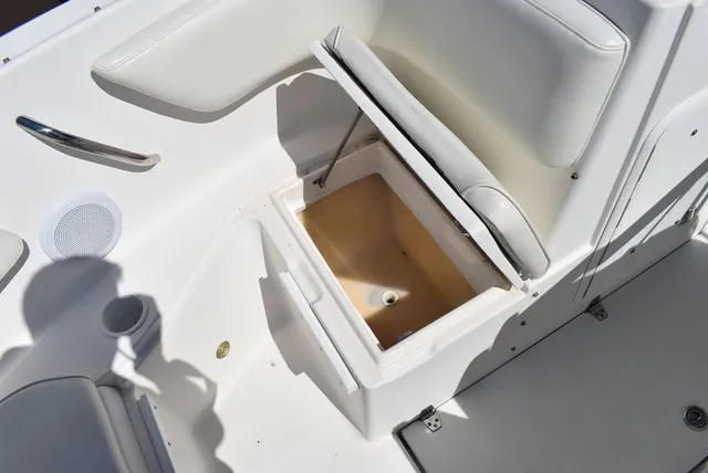 Slide: The Image of Aquasport 215 Osprey Sport Dual Console 2005 - 50