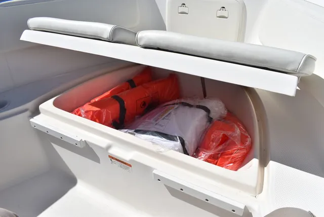 Slide: The Image of Aquasport 215 Osprey Sport Dual Console 2005 - 51