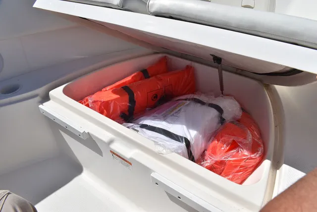 Slide: The Image of Aquasport 215 Osprey Sport Dual Console 2005 - 52
