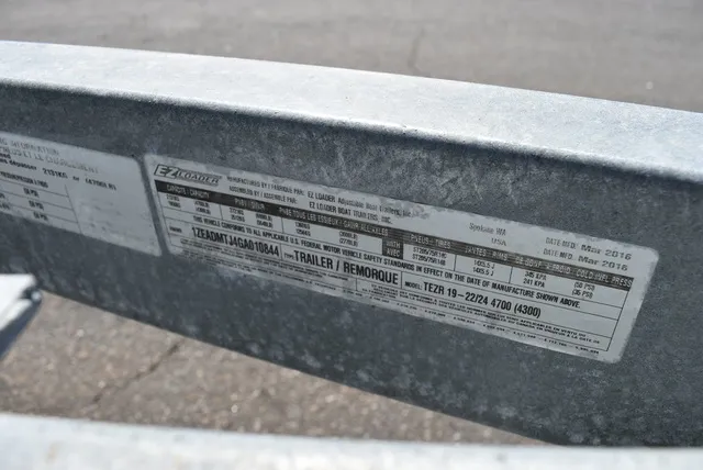 Slide: The Image of Aquasport 215 Osprey Sport Dual Console 2005 - 64