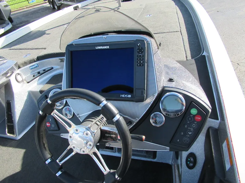 Slide: The Image of Ranger Z521C 2017 - 5