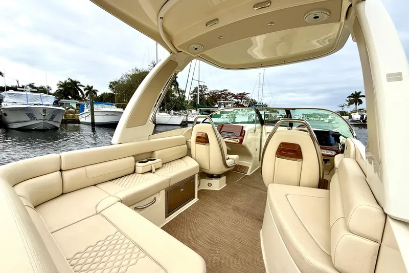 Slide: The Image of Chris-craft Launch 25 GT 2022 - 9