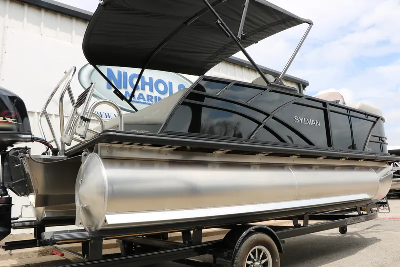 Slide: The Image of Sylvan Mirage 8520 CLZ DH 2026 - 6