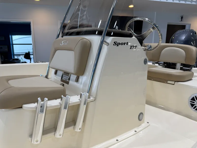 Slide: The Image of Scout 177 Sport 2025 - 5