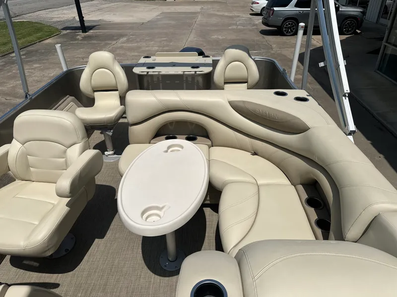 Slide: The Image of Sylvan Mirage 820 2019 - 16