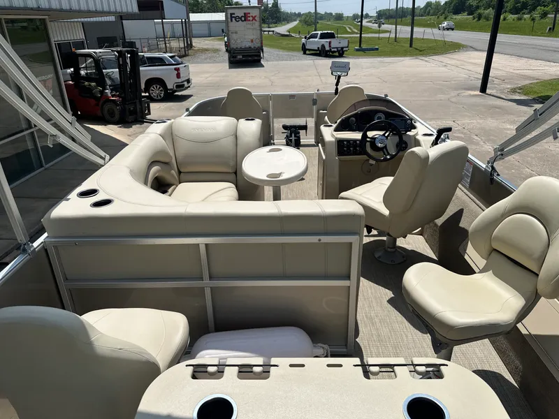 Slide: The Image of Sylvan Mirage 820 2019 - 6