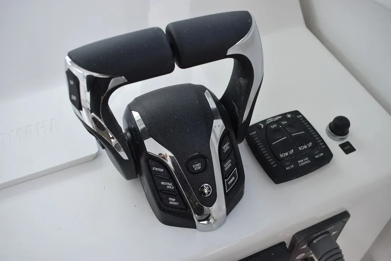 Slide: The Image of Steiger Craft 255 Chesapeake pilothouse 2026 - 47