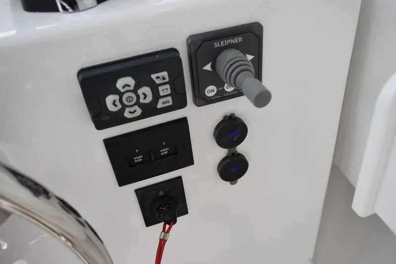 Slide: The Image of Steiger Craft 255 Chesapeake pilothouse 2026 - 48