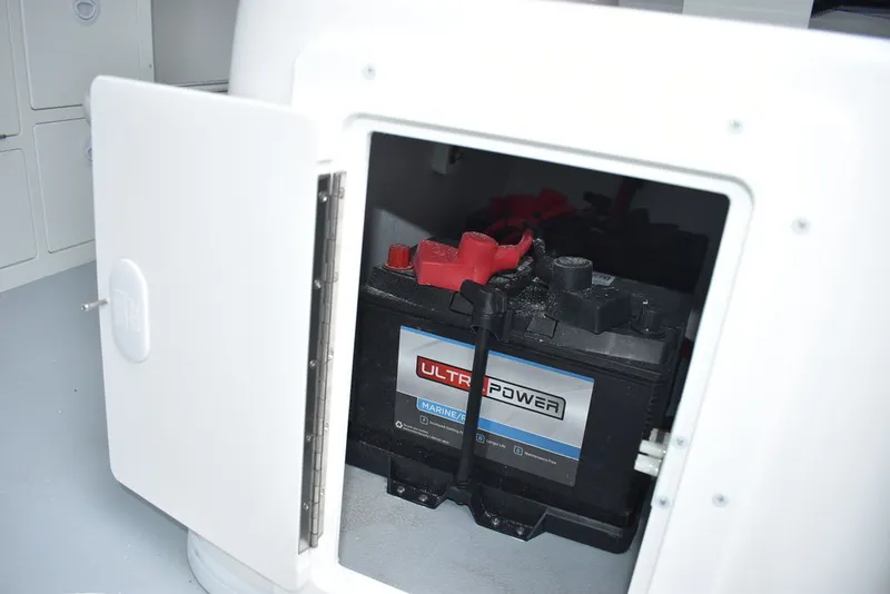 Slide: The Image of Steiger Craft 255 Chesapeake pilothouse 2026 - 51