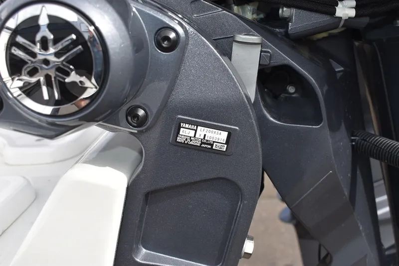 Slide: The Image of Steiger Craft 255 Chesapeake pilothouse 2026 - 63