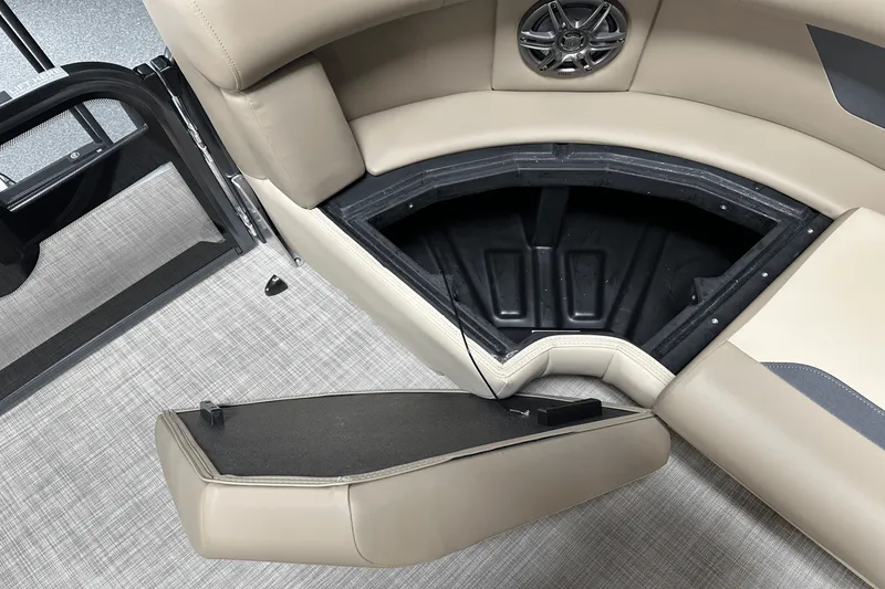 Slide: The Image of Premier 200 Sunscape 2025 - 13