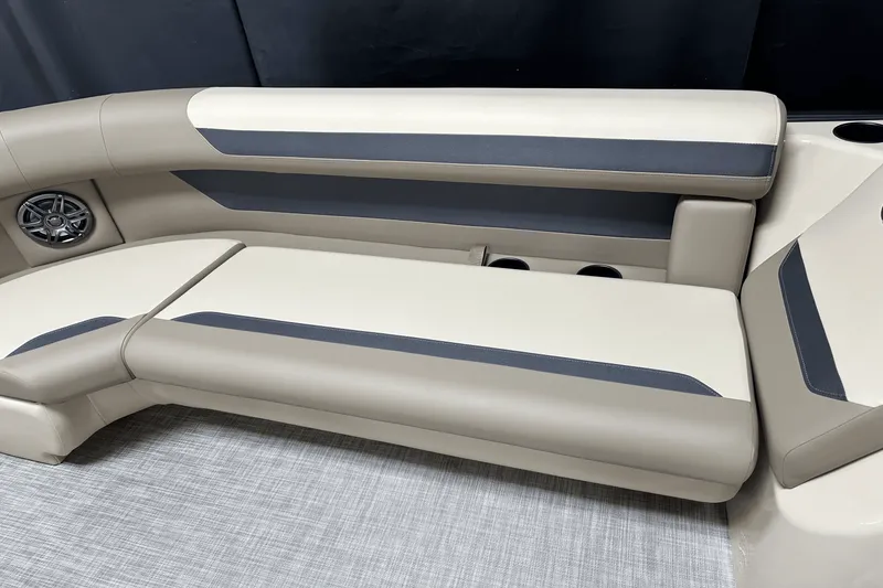 Slide: The Image of Premier 200 Sunscape 2025 - 14