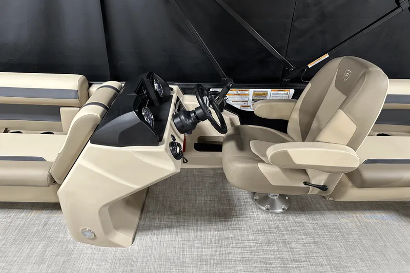 Slide: The Image of Premier 200 Sunscape 2025 - 30