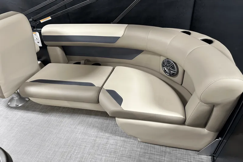 Slide: The Image of Premier 200 Sunscape 2025 - 56