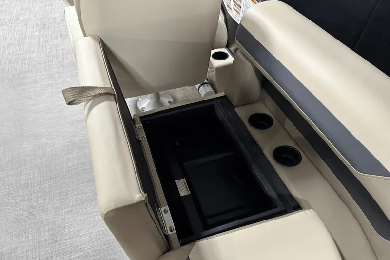 Slide: The Image of Premier 200 Sunscape 2025 - 57