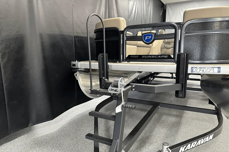 Slide: The Image of Premier 200 Sunscape 2025 - 75