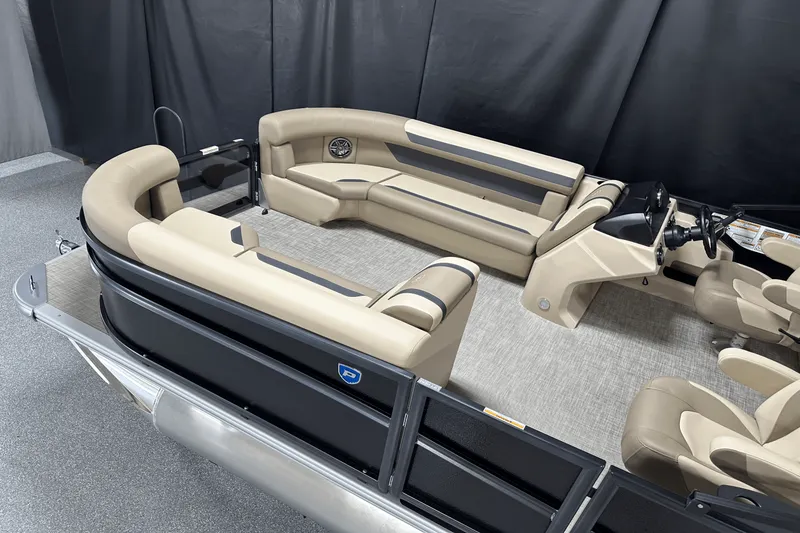 Slide: The Image of Premier 200 Sunscape 2025 - 80