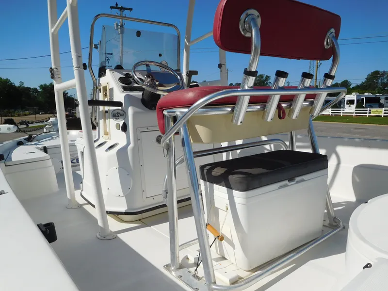 Slide: The Image of Skeeter ZX22 Bay 2004 - 7