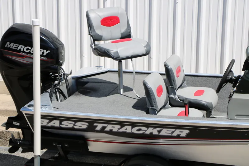 Slide: The Image of Tracker Pro 160 2014 - 9