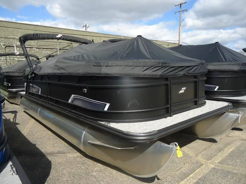 The Image of Starcraft Marine EX 22 R 2026 - 0