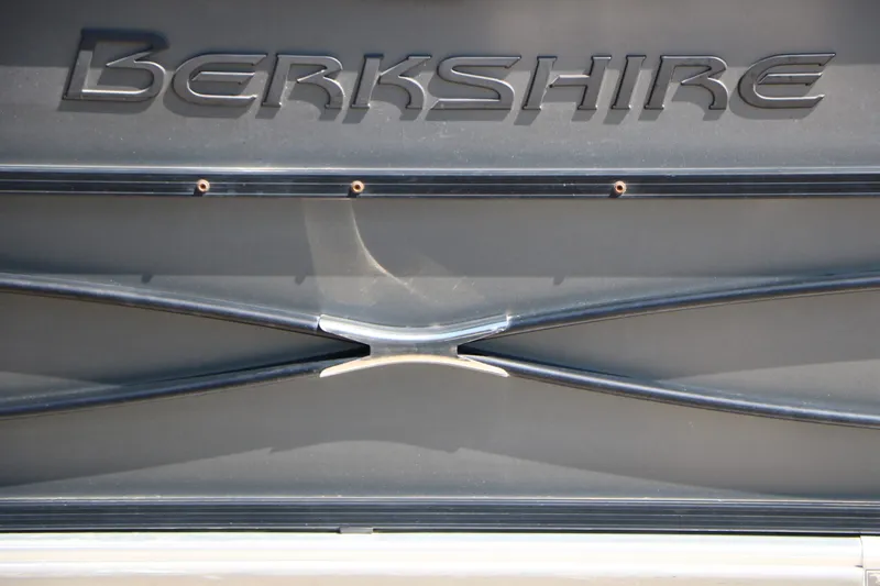 Slide: The Image of Berkshire 22 CL Cts 2019 - 10