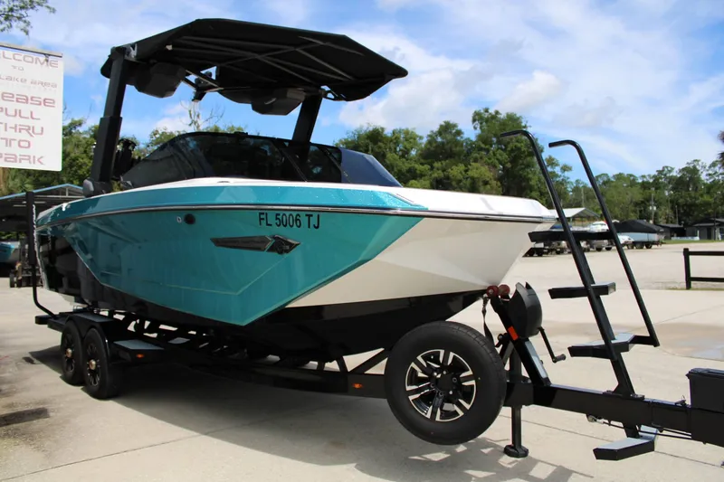 Slide: The Image of Nautique G23 2022 - 3