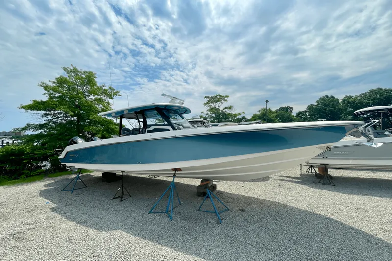 Slide: The Image of Boston Whaler 380 Outrage 2025 - 10