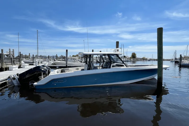 Slide: The Image of Boston Whaler 380 Outrage 2025 - 8