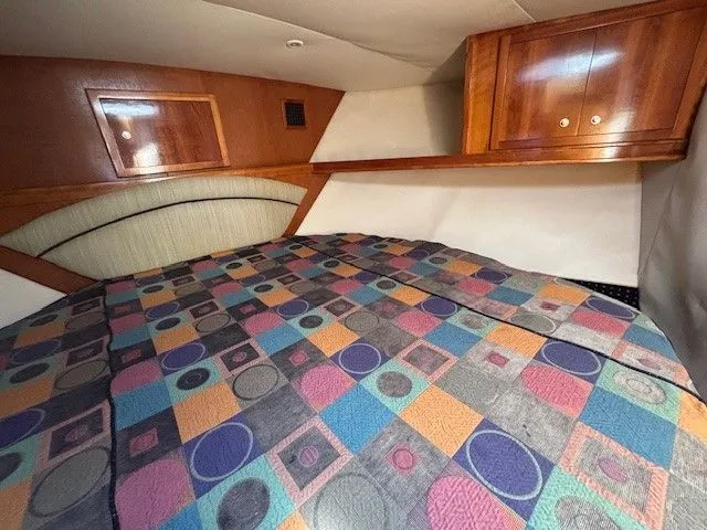 Slide: The Image of Albemarle 410 Express Fisherman 2004 - 31