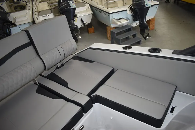 Slide: The Image of Monterey ELITE 25 OB 2026 - 22