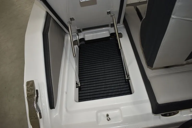 Slide: The Image of Monterey ELITE 25 OB 2026 - 24