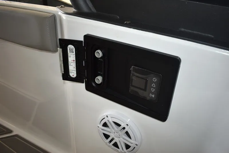 Slide: The Image of Monterey ELITE 25 OB 2026 - 32