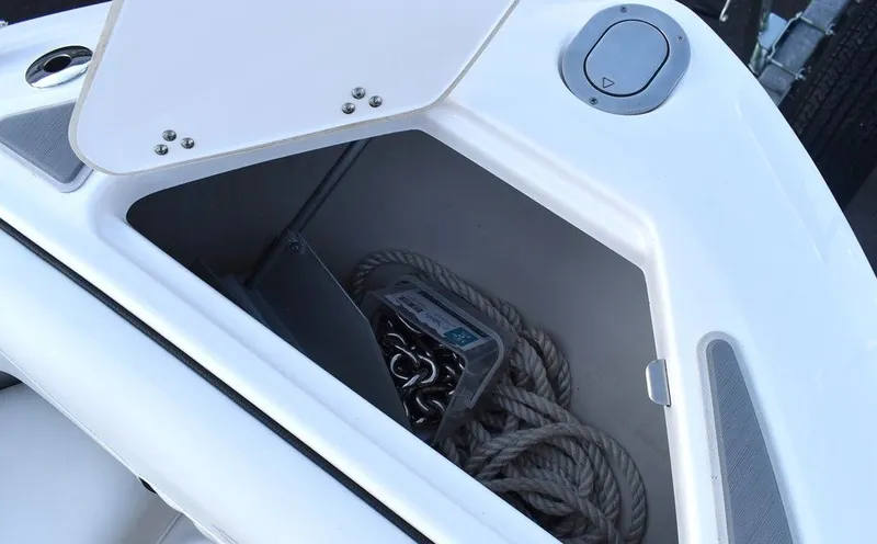 Slide: The Image of Regal LX4 2021 - 107