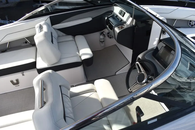 Slide: The Image of Regal LX4 2021 - 17