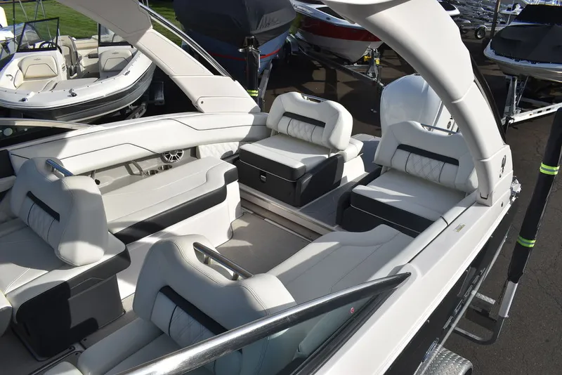 Slide: The Image of Regal LX4 2021 - 24