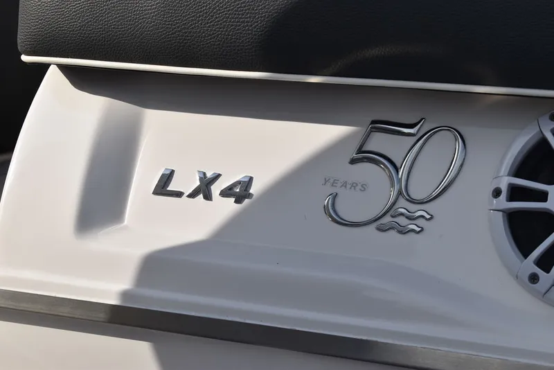 Slide: The Image of Regal LX4 2021 - 28