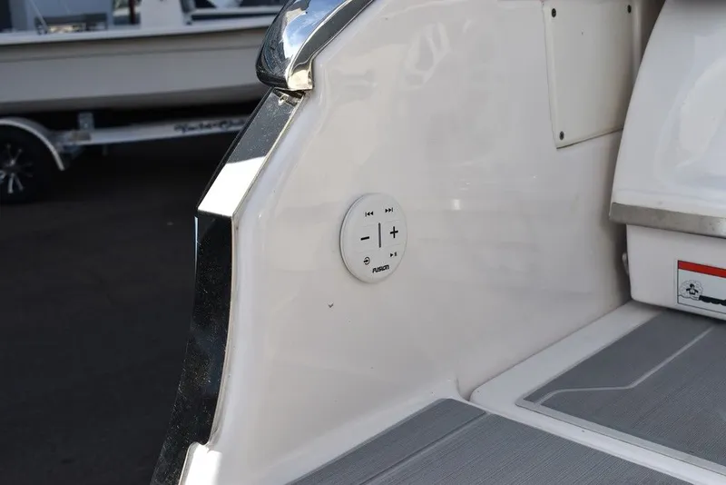 Slide: The Image of Regal LX4 2021 - 35