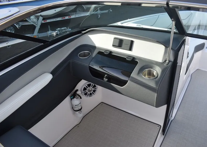 Slide: The Image of Regal LX4 2021 - 70