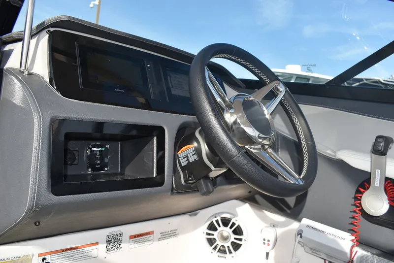 Slide: The Image of Regal LX4 2021 - 75