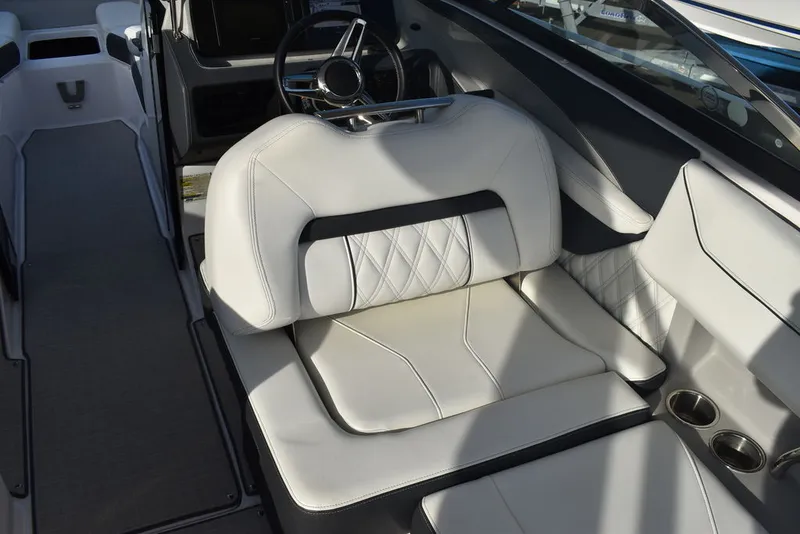 Slide: The Image of Regal LX4 2021 - 84