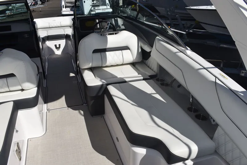 Slide: The Image of Regal LX4 2021 - 87