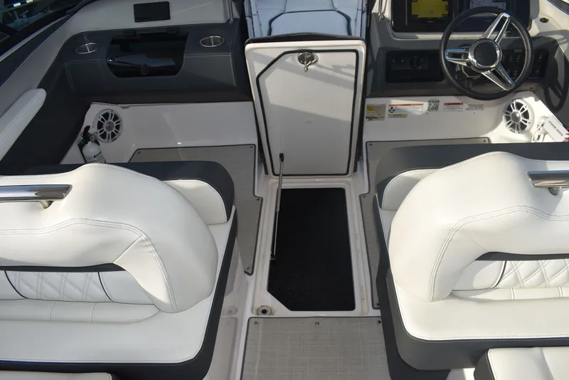 Slide: The Image of Regal LX4 2021 - 92