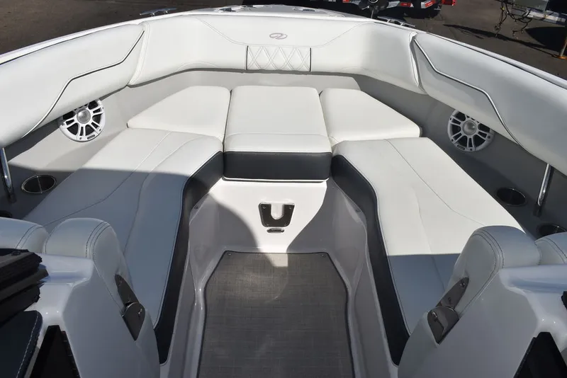 Slide: The Image of Regal LX4 2021 - 96