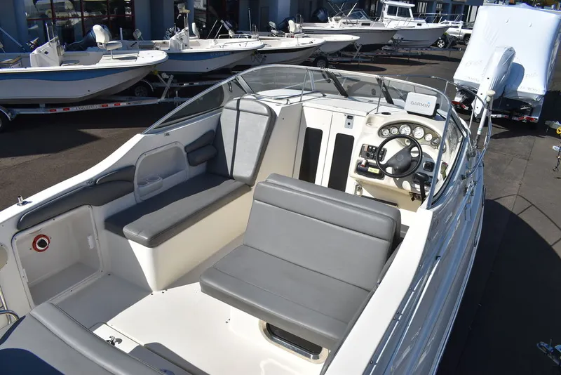 Slide: The Image of Stingray 240CS 2002 - 23