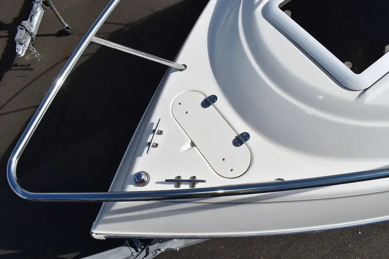 Slide: The Image of Stingray 240CS 2002 - 29