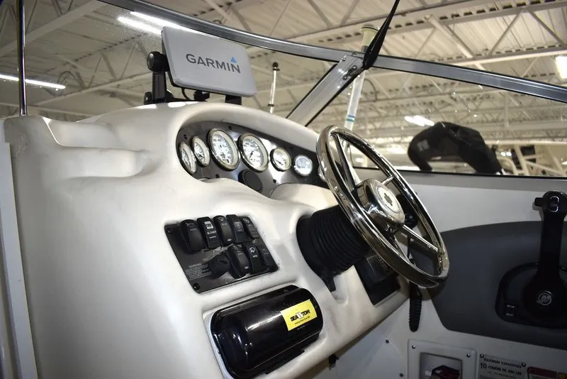 Slide: The Image of Stingray 240CS 2002 - 54